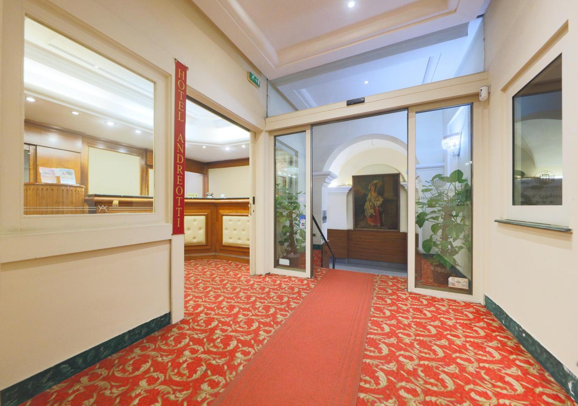 Lh Hotel Andreotti — Photos 2